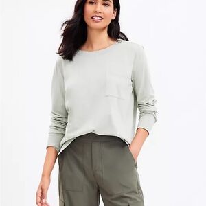 Lou & Grey Soft Gray Long Sleeve Tee